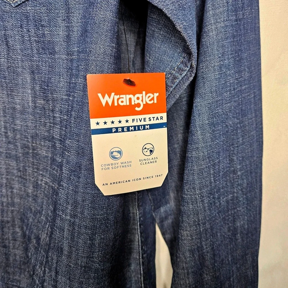 Wrangler Large Blue Five Star Premium Denim Western Pearl Snap Shirt